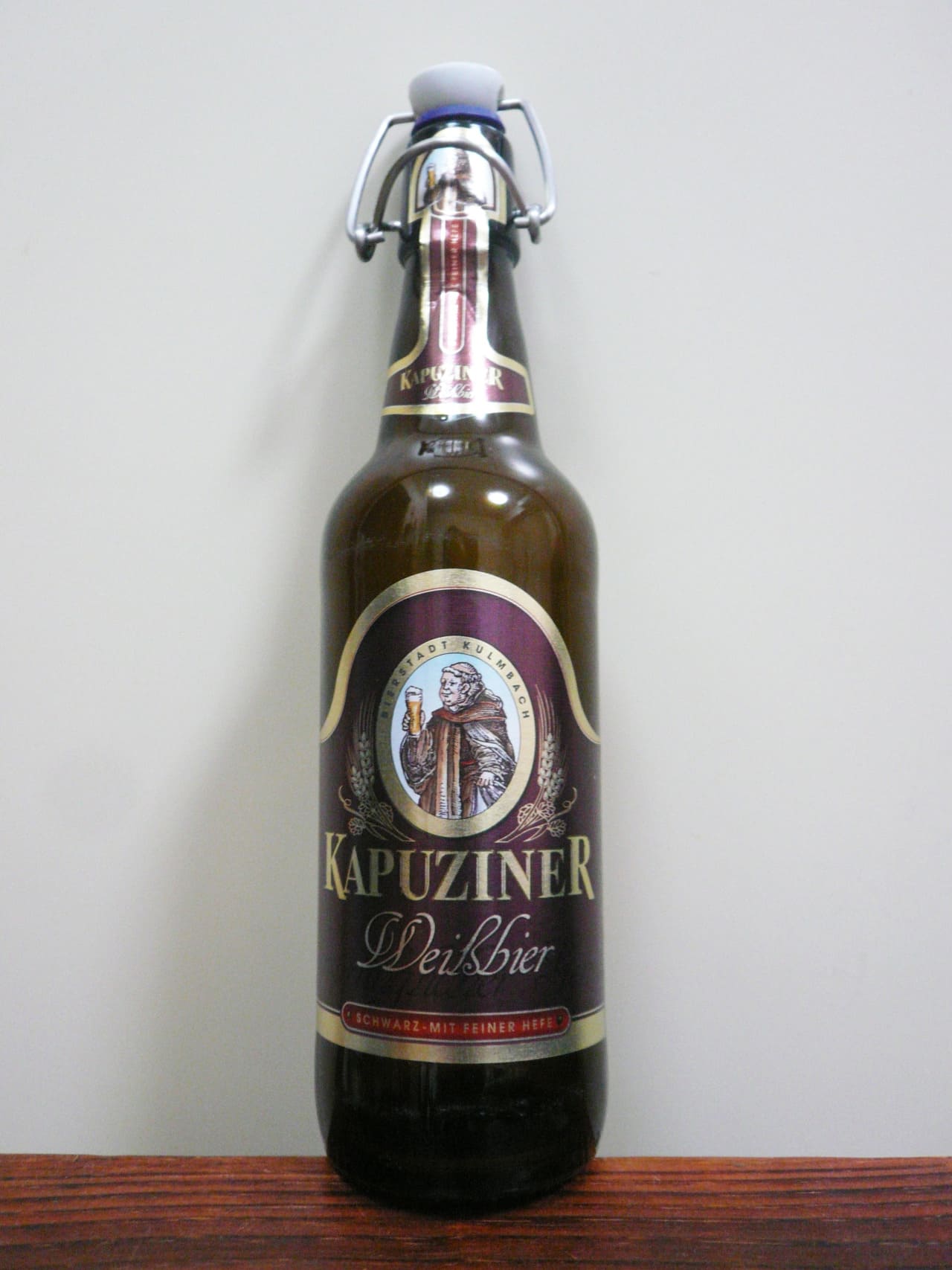 Kulmbacher Brauerei Kapuziner Weißbier Schwarz