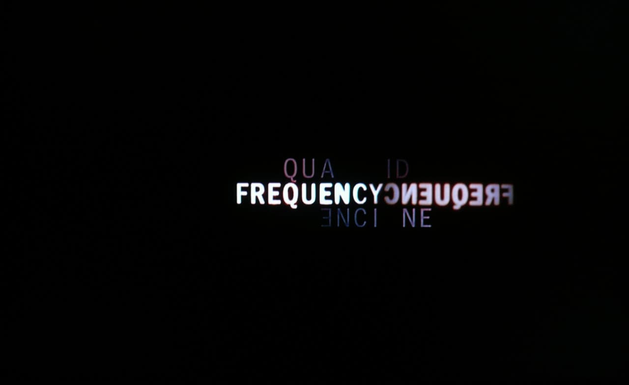 オーロラの彼方へ Frequency