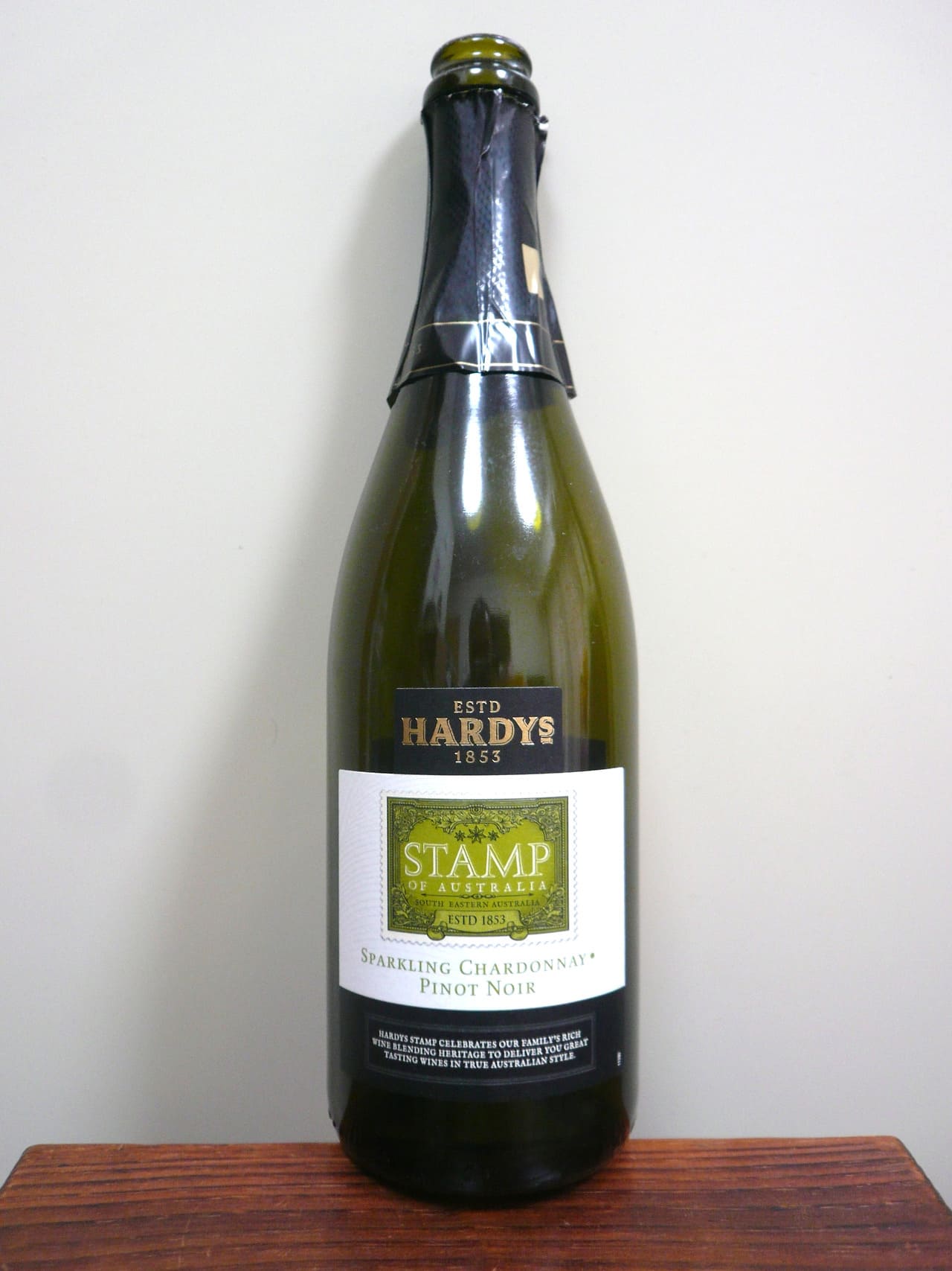 Hardys Stamp of Australia Sparkling Chardonnay Pinot Noir