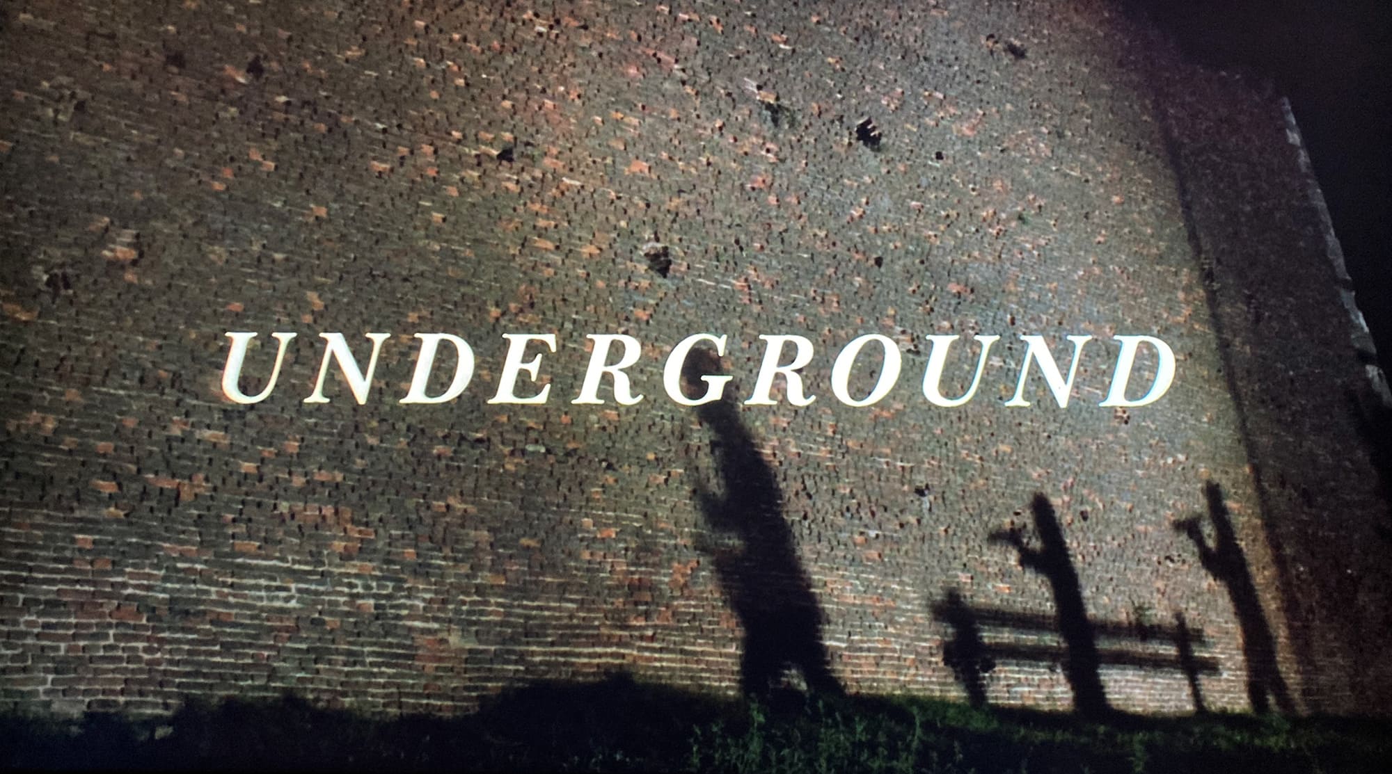 アンダーグラウンド Underground