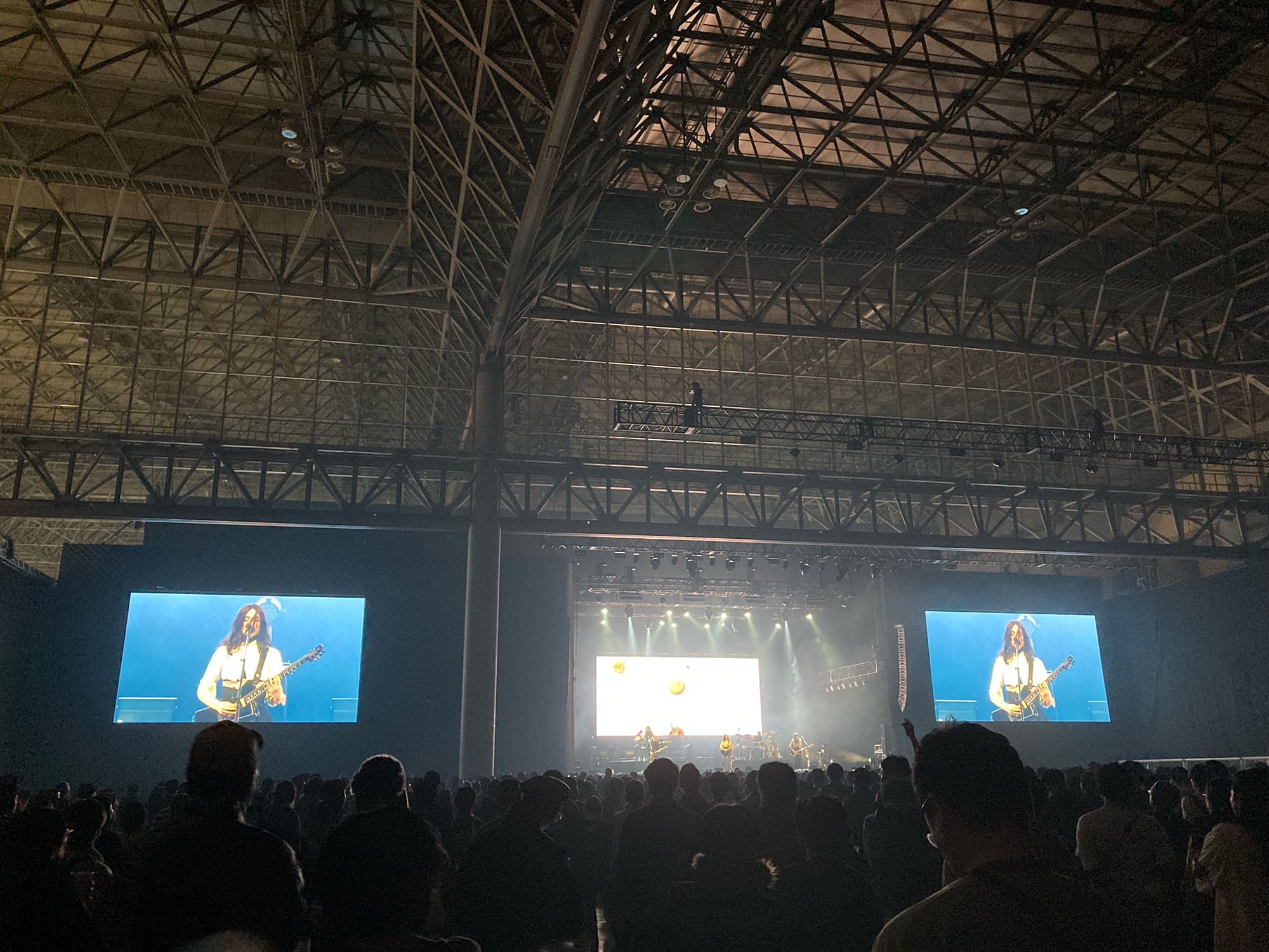 St. Vincent rockin’on sonic – COSMO STAGE