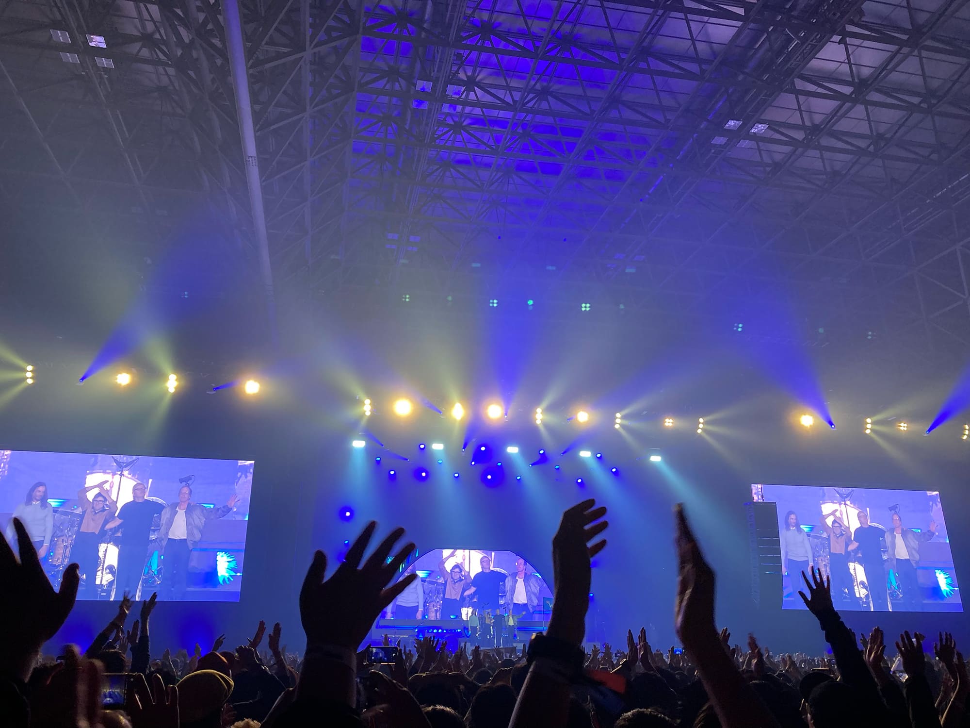 Weezer rockin’on sonic – GALAXY STAGE