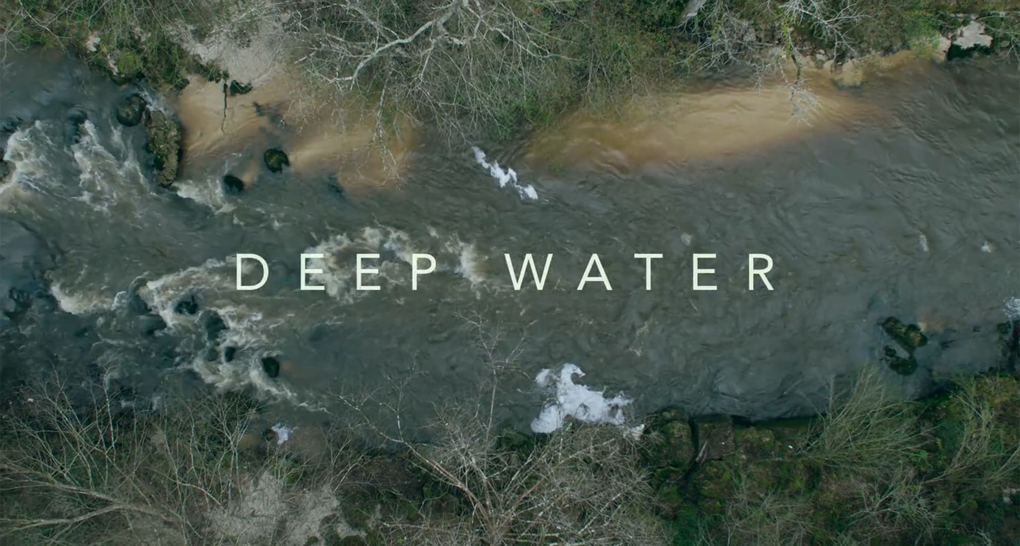 底知れぬ愛の闇 Deep Water