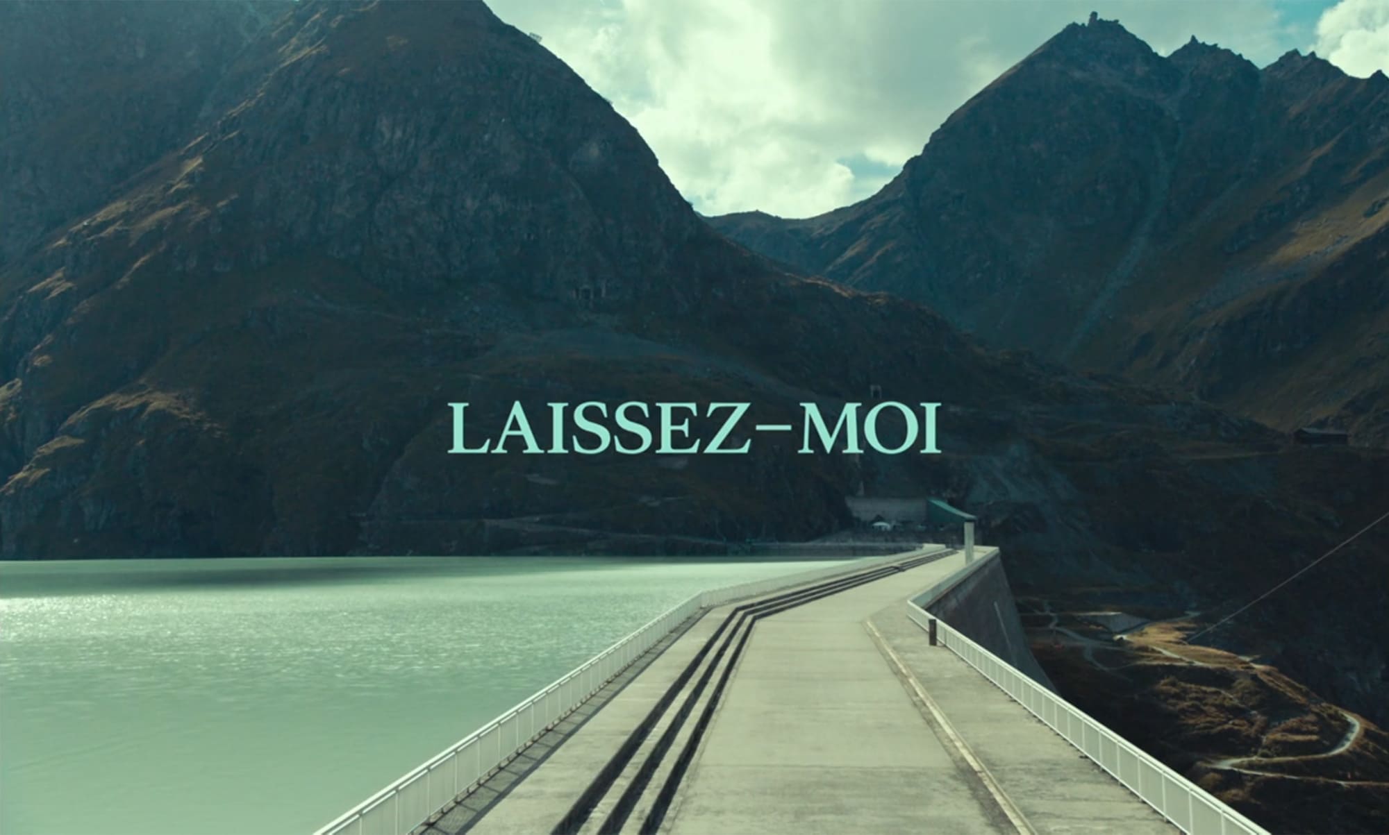 山逢いのホテルで Laissez-Moi