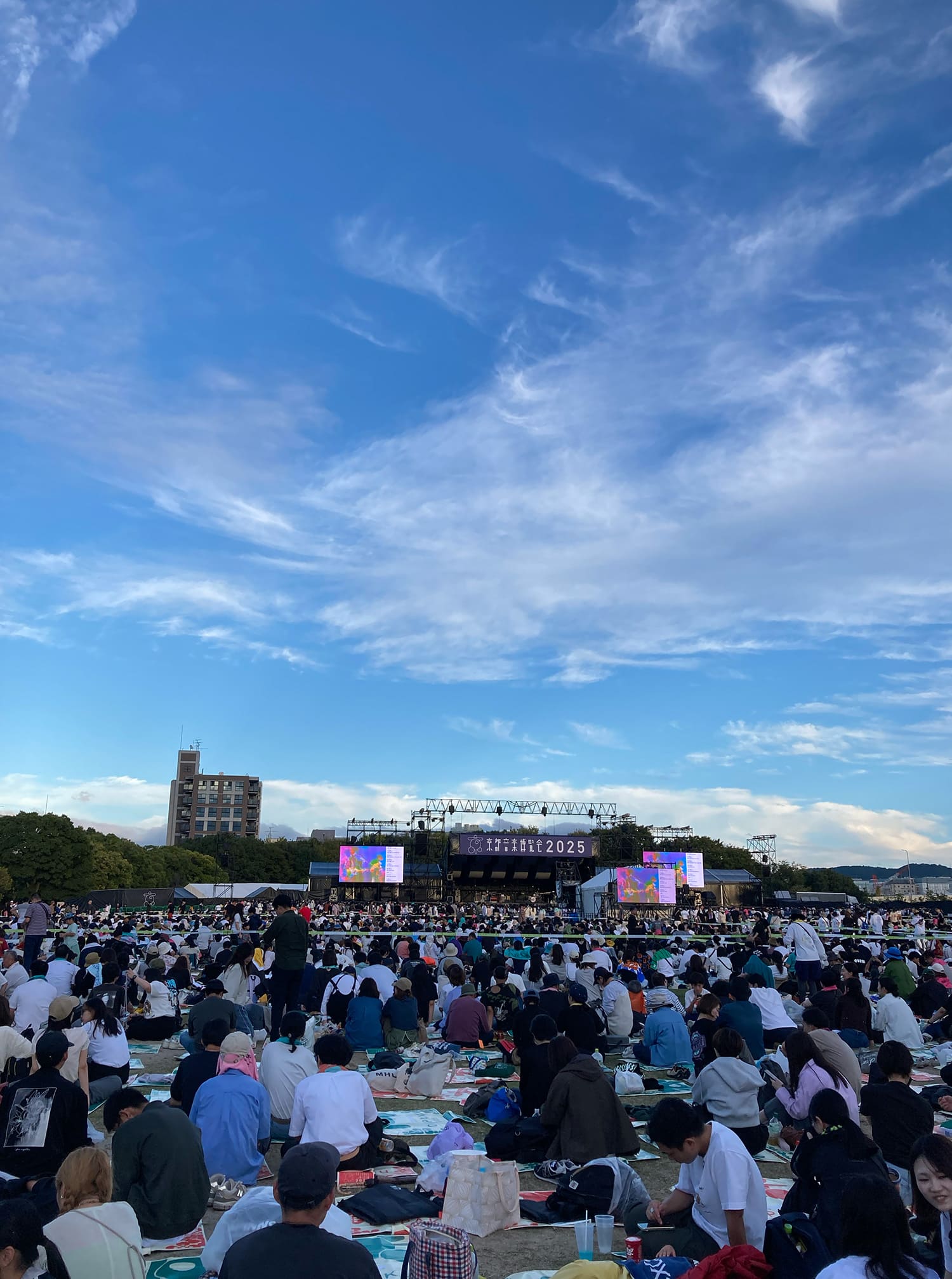 京都音楽博覧会2025 DAY1 くるり、ASIAN KUNG-FU GENERATION、10-FEET、佐野元春 & THE COYOTE BAND、[Alexandros]、Omoinotake、岸田繁弦楽四重奏