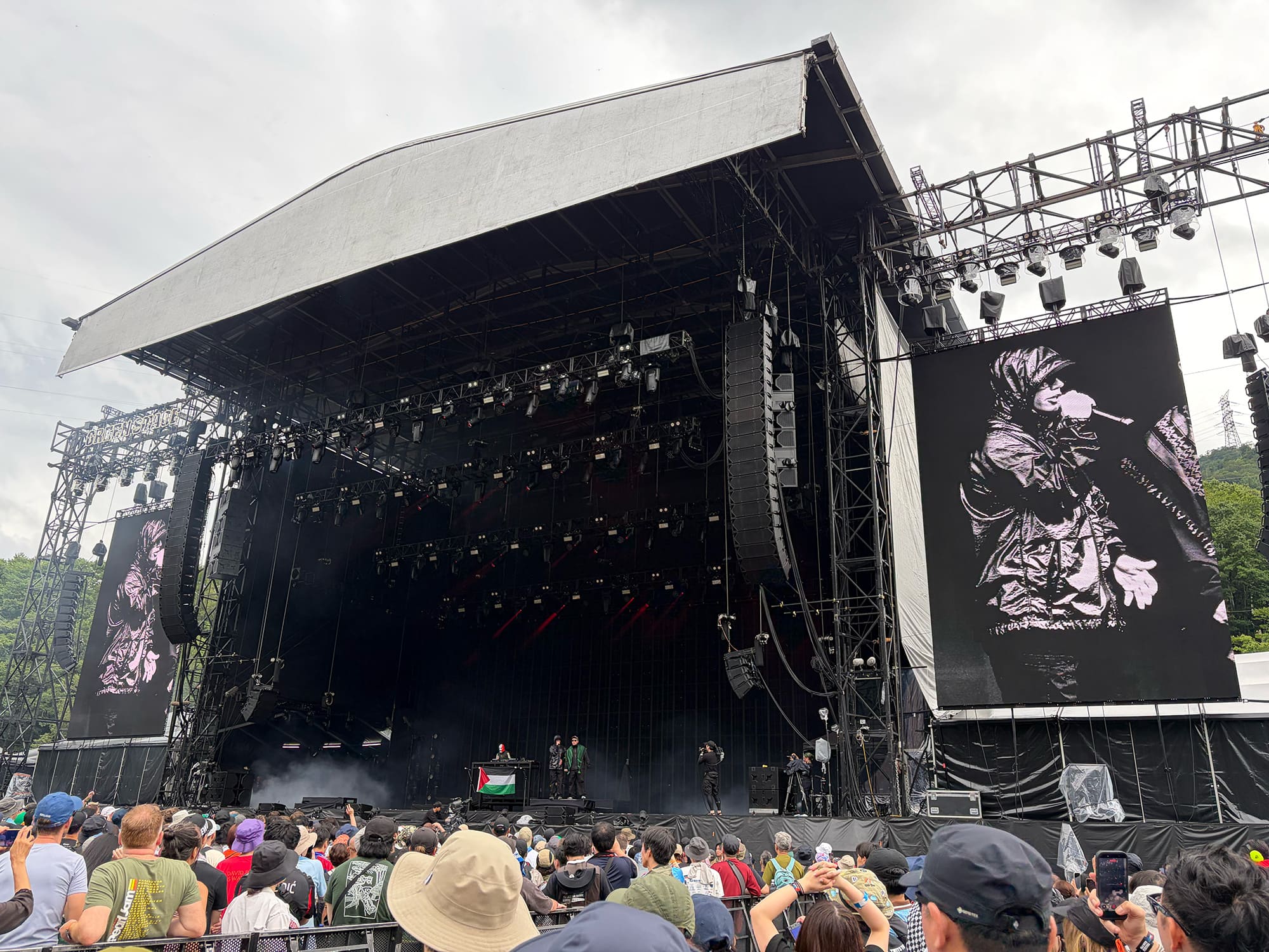 KNEECAP Fuji Rock Festival ’26 – GREEN STAGE