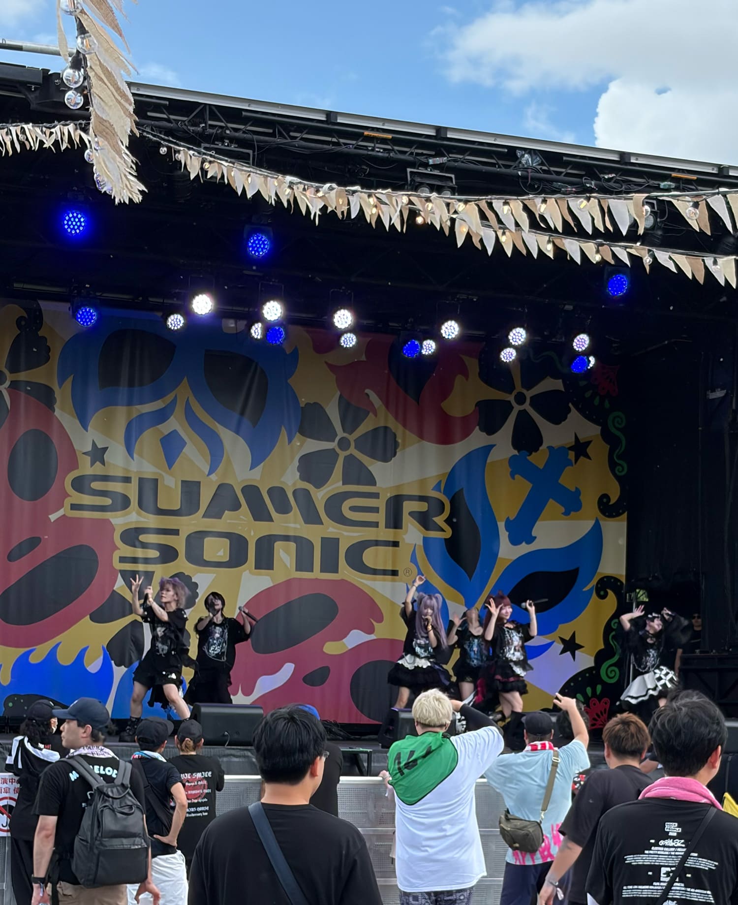 VILLAINS HOUSE SUMMER SONIC 2026 – Club Que Será Será Stage