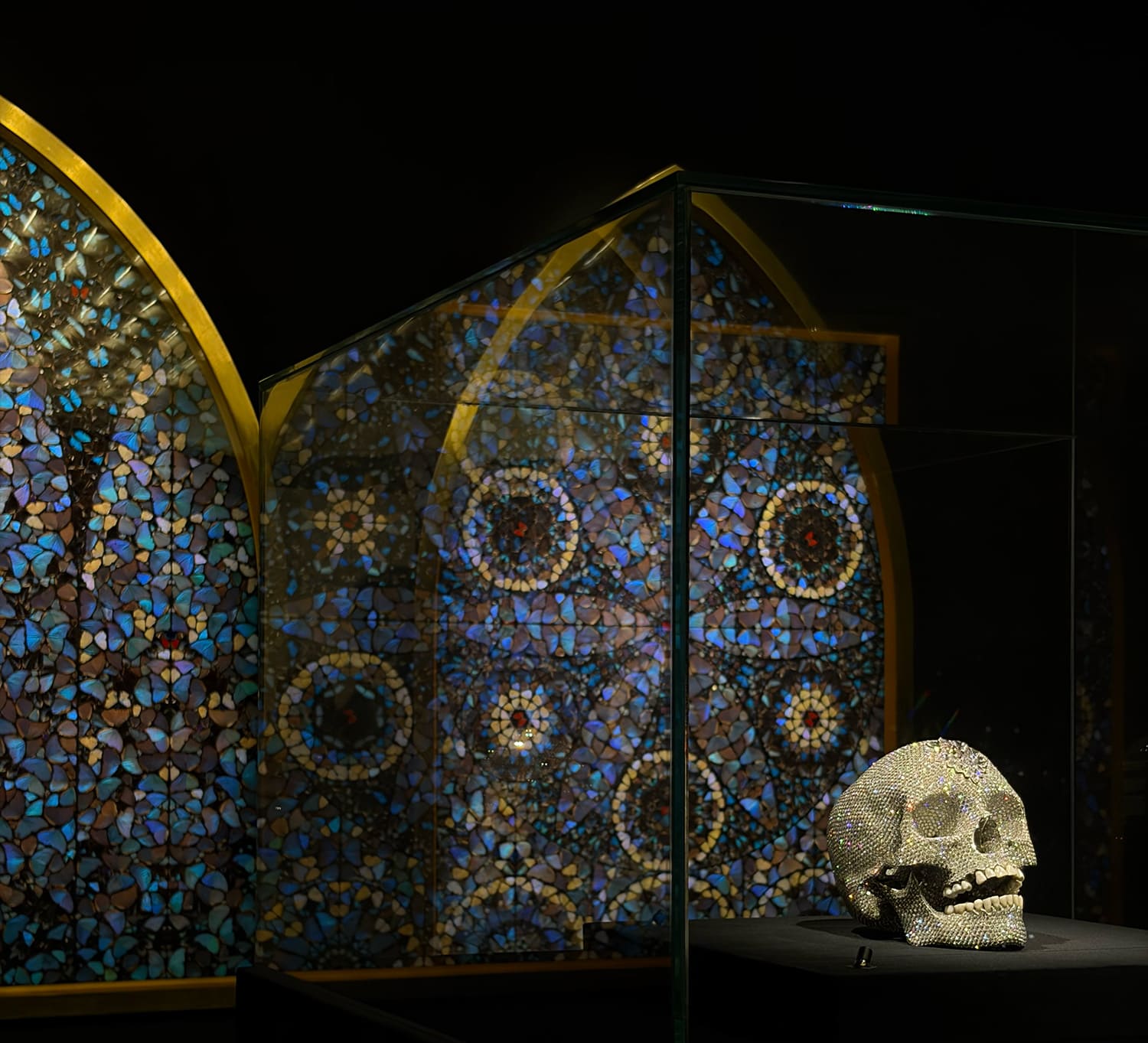 DAMIEN HIRST Nothing Is True But Everything Is Possible 国立現代美術館 ソウル館
