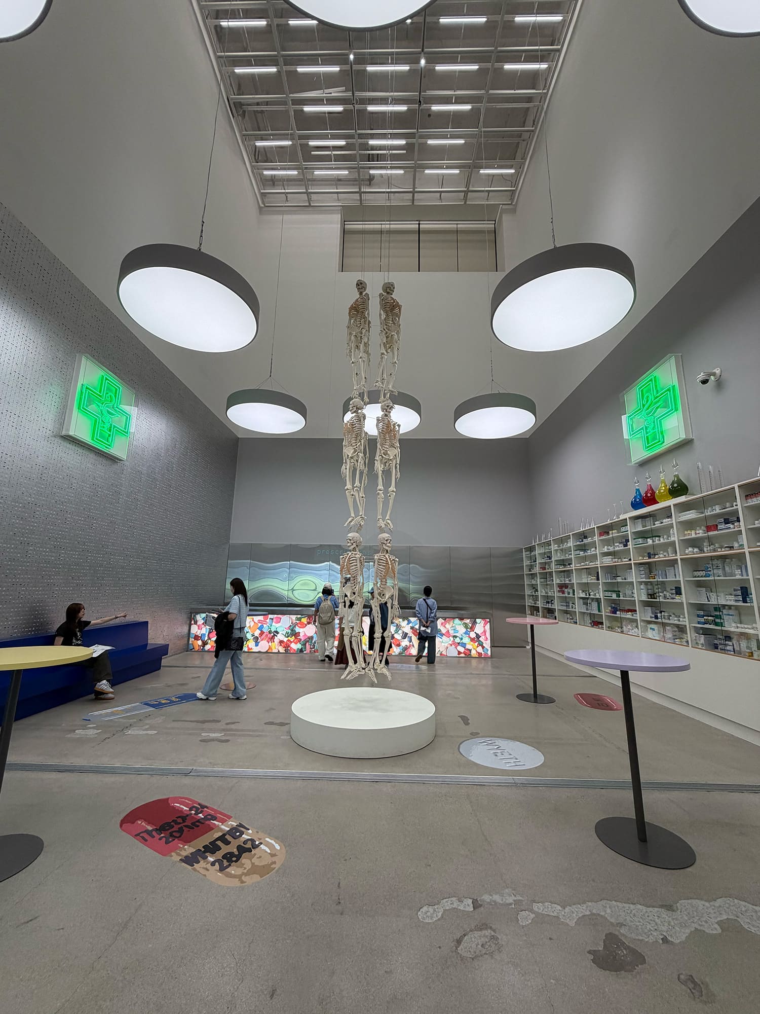 DAMIEN HIRST Nothing Is True But Everything Is Possible 国立現代美術館 ソウル館